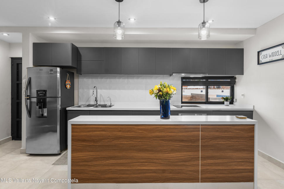 20251118162737567655000000 o