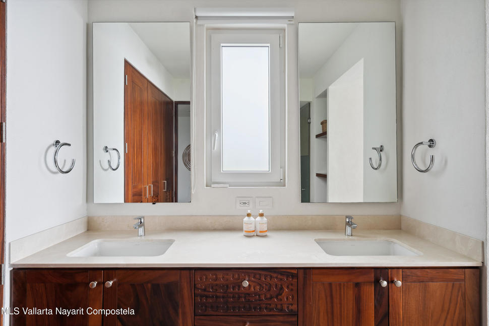 20250611181520455297000000 o