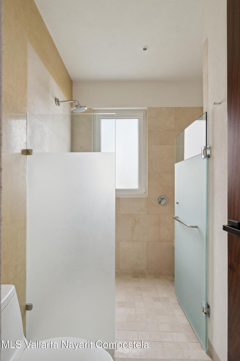 20250611181544559891000000 o