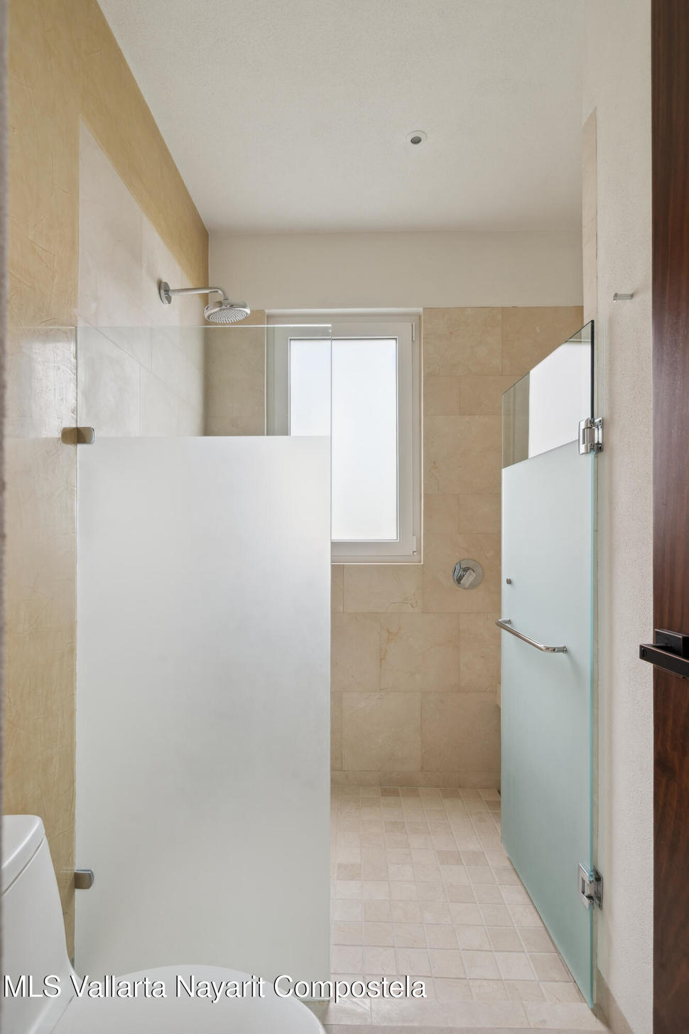 20250611181544559891000000 o