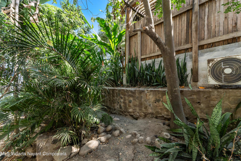 20260211224423286949000000 o