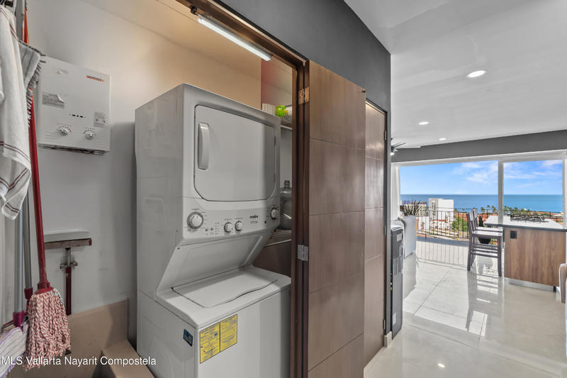 20250721225811784363000000 o