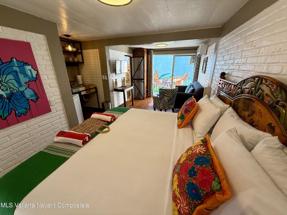 20251223203244408827000000 o